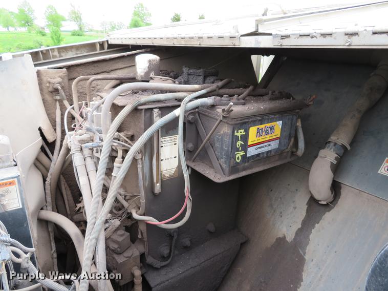 image for item DE8035 2008 Elgin Eagle Series F street sweeper truck