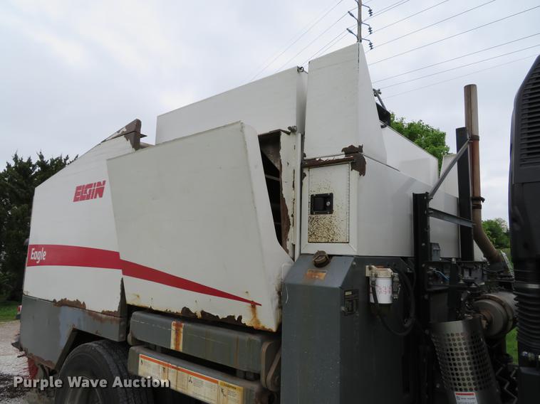 image for item DE8035 2008 Elgin Eagle Series F street sweeper truck