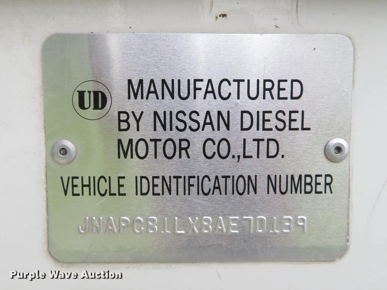 image for item DE8035 2008 Elgin Eagle Series F street sweeper truck