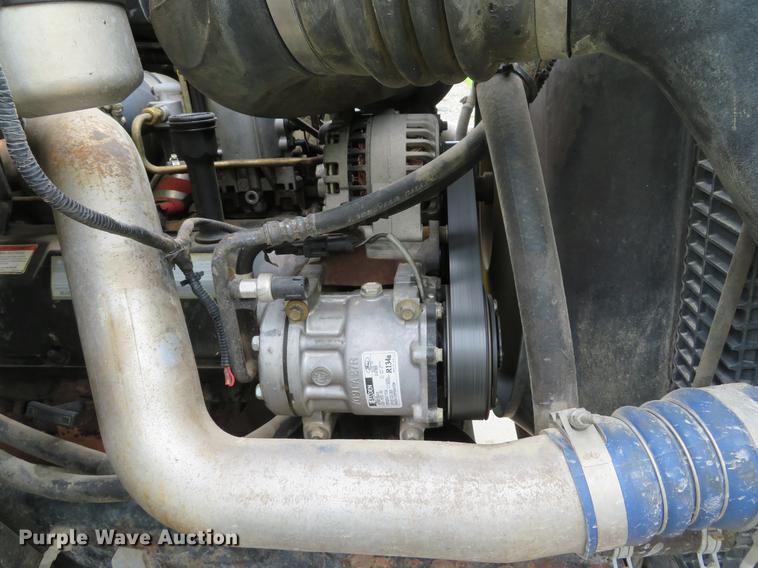 image for item DE8058 2000 Ford F750 Super Duty XL dump truck