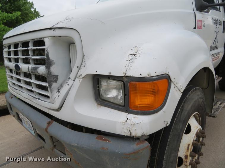 image for item DE8058 2000 Ford F750 Super Duty XL dump truck