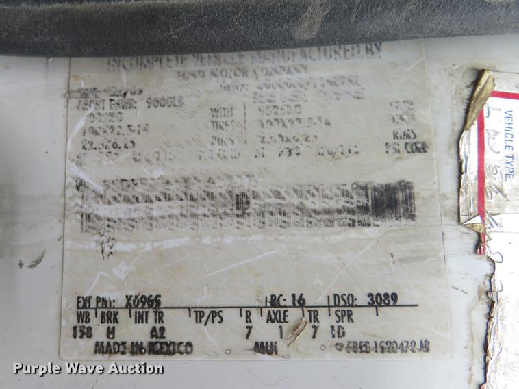 image for item DE8058 2000 Ford F750 Super Duty XL dump truck