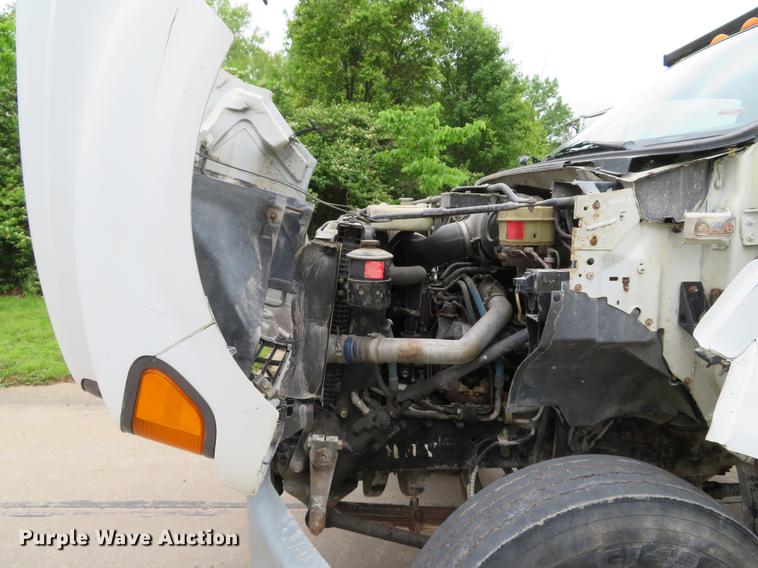 image for item DE8059 2000 Ford F650 Super Duty XL dump truck