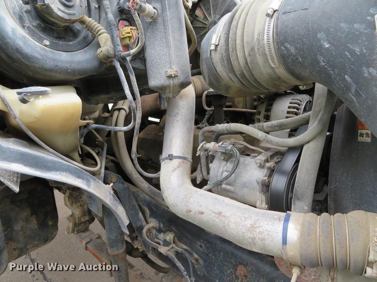 image for item DE8059 2000 Ford F650 Super Duty XL dump truck