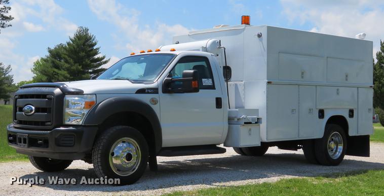 image for item DE8071 2011 Ford F550 Super Duty XL service truck