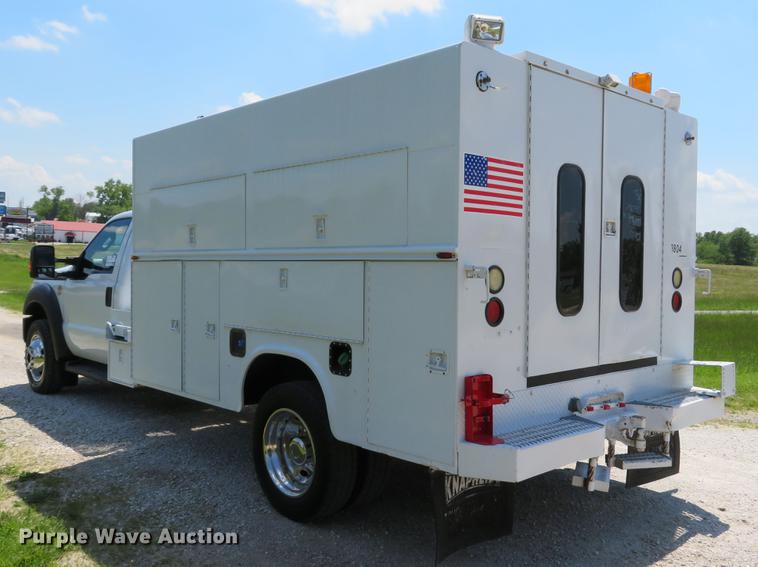 image for item DE8071 2011 Ford F550 Super Duty XL service truck