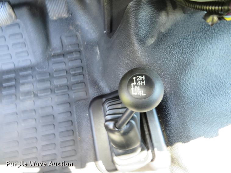 image for item DE8071 2011 Ford F550 Super Duty XL service truck