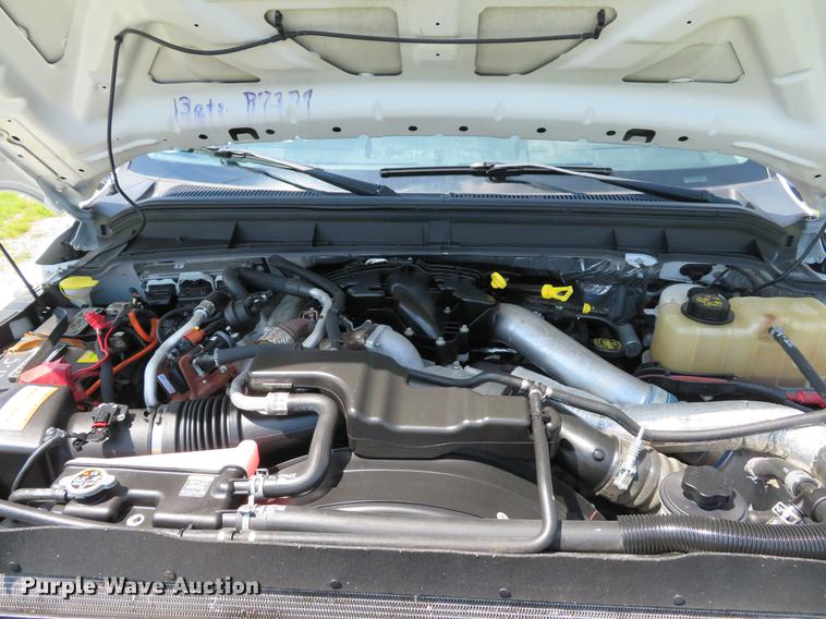 image for item DE8071 2011 Ford F550 Super Duty XL service truck