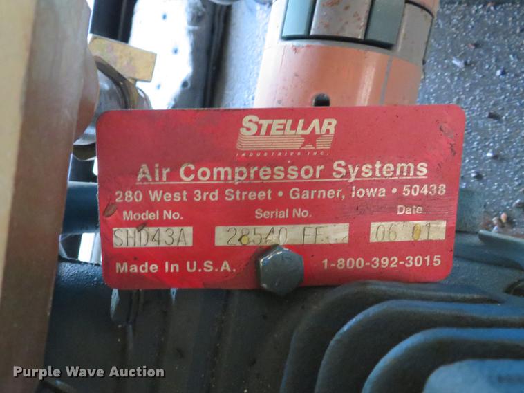 image for item DE8071 2011 Ford F550 Super Duty XL service truck