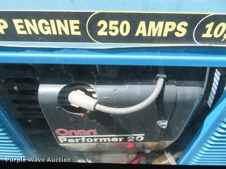 image for item DE8071 2011 Ford F550 Super Duty XL service truck