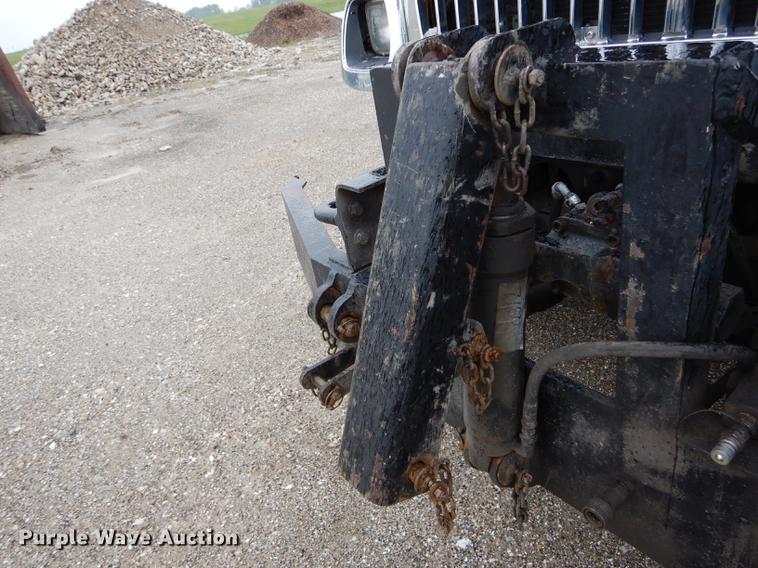 image for item DE8420 2004 International 7400 dump truck