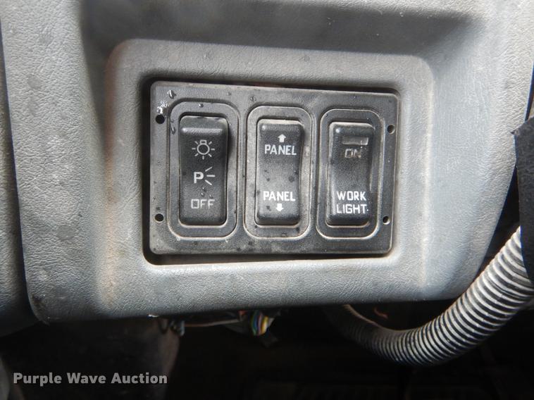 image for item DE8423 2006 International 7400 dump truck