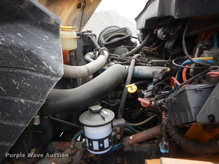 image for item DE8423 2006 International 7400 dump truck