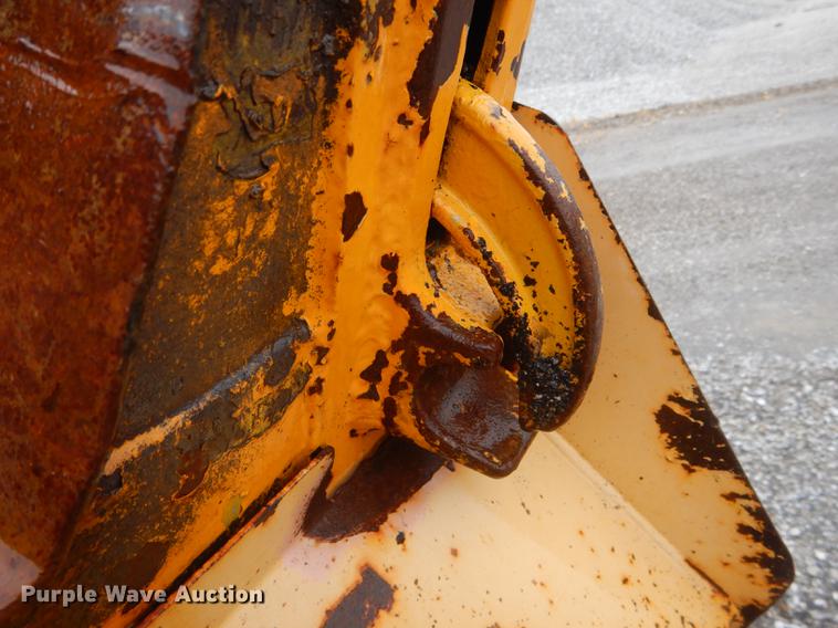 image for item DE8423 2006 International 7400 dump truck