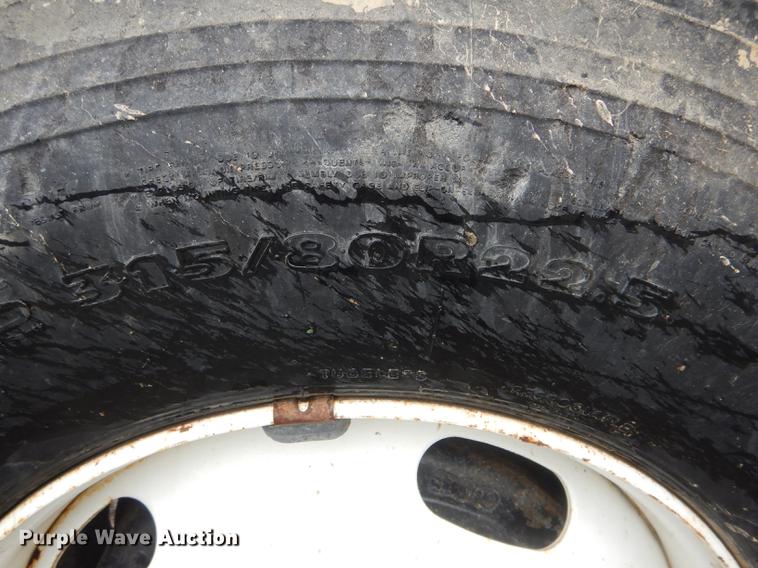 image for item DE8423 2006 International 7400 dump truck