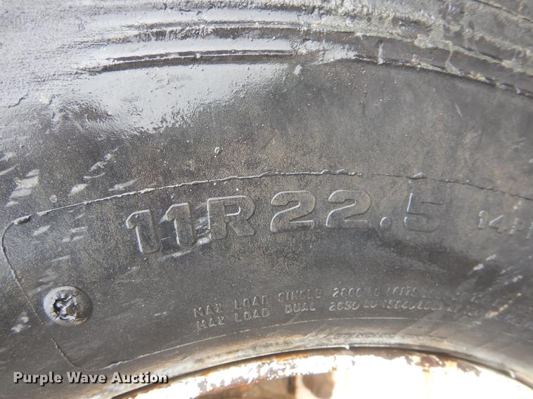 image for item DE8423 2006 International 7400 dump truck