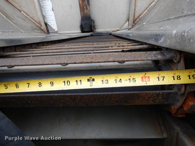 image for item DE8425 2002 International 4900 dump truck