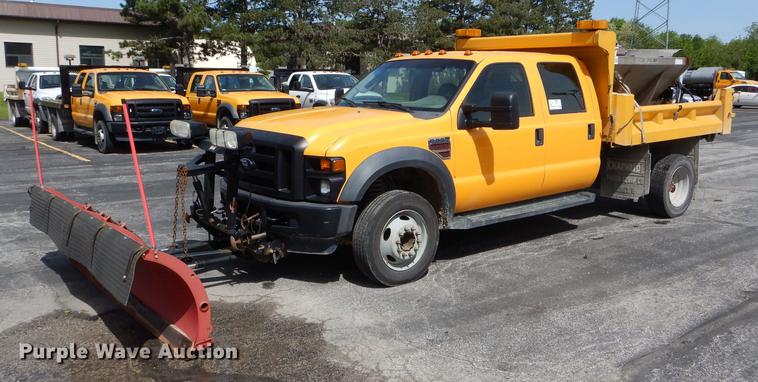 image for item DE8427 2008 Ford F550 Super Duty XL Crew Cab dump truck
