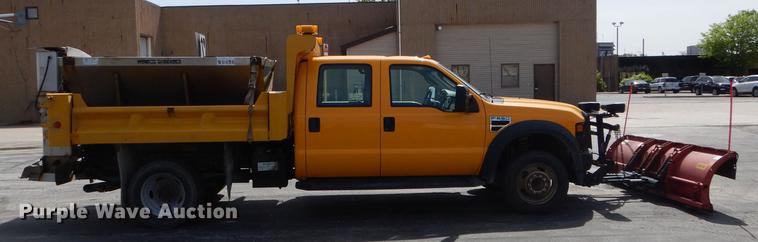 image for item DE8427 2008 Ford F550 Super Duty XL Crew Cab dump truck