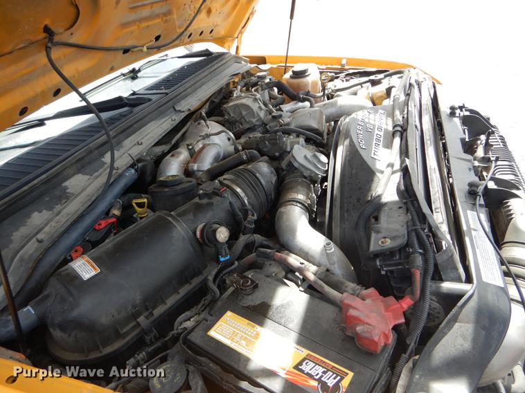 image for item DE8427 2008 Ford F550 Super Duty XL Crew Cab dump truck