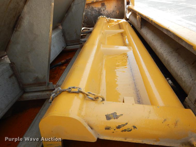 image for item DE8427 2008 Ford F550 Super Duty XL Crew Cab dump truck