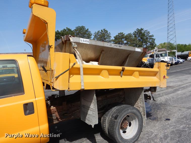 image for item DE8427 2008 Ford F550 Super Duty XL Crew Cab dump truck
