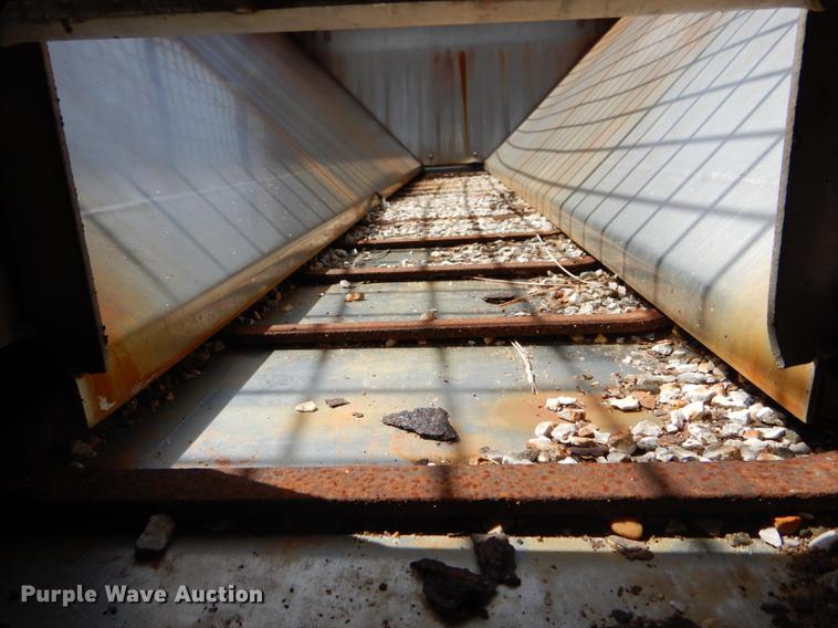 image for item DE8427 2008 Ford F550 Super Duty XL Crew Cab dump truck