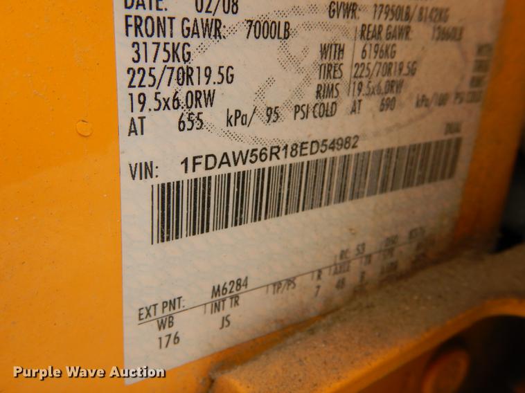 image for item DE8427 2008 Ford F550 Super Duty XL Crew Cab dump truck