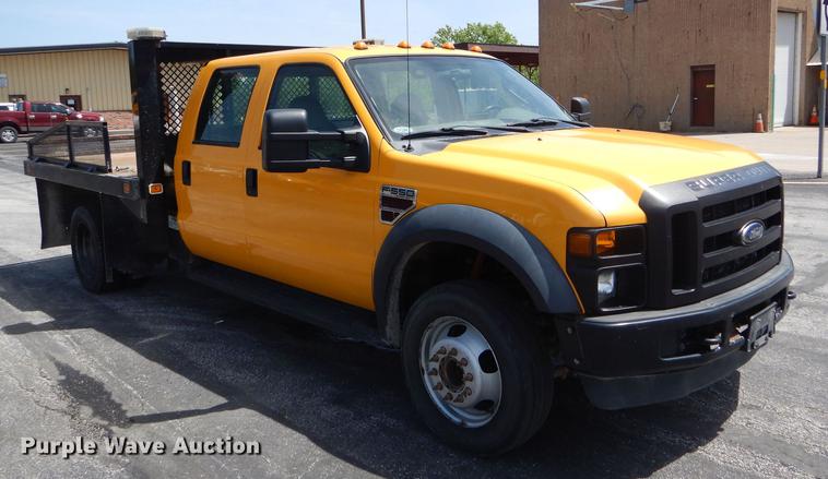 image for item DE8428 2008 Ford F550 Super Duty XL Crew Cab flatbed truck