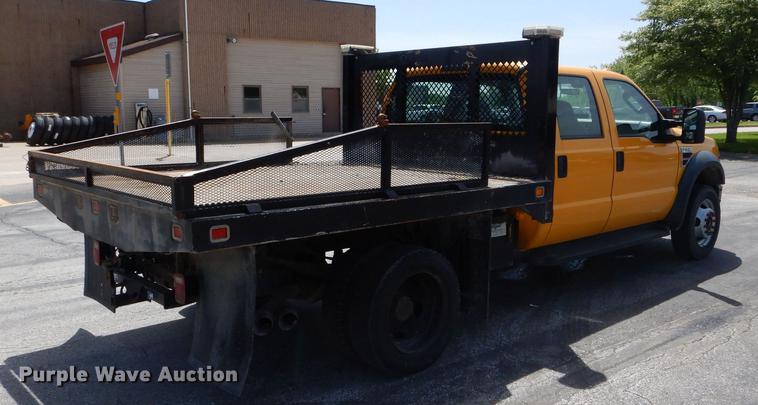 image for item DE8428 2008 Ford F550 Super Duty XL Crew Cab flatbed truck