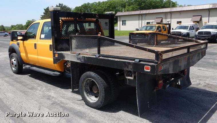 image for item DE8428 2008 Ford F550 Super Duty XL Crew Cab flatbed truck