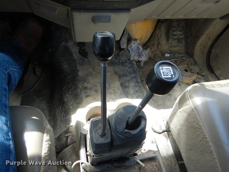 image for item DE8428 2008 Ford F550 Super Duty XL Crew Cab flatbed truck