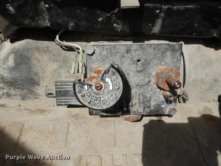 image for item DE8428 2008 Ford F550 Super Duty XL Crew Cab flatbed truck