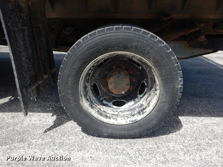 image for item DE8428 2008 Ford F550 Super Duty XL Crew Cab flatbed truck