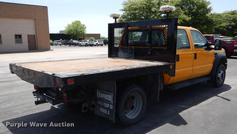 image for item DE8429 2008 Ford F550 Super Duty XL Crew Cab flatbed truck