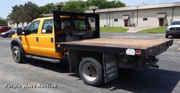 image for item DE8429 2008 Ford F550 Super Duty XL Crew Cab flatbed truck