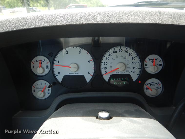 image for item DE8430 2009 Dodge Ram 5500HD Quad Cab dump truck