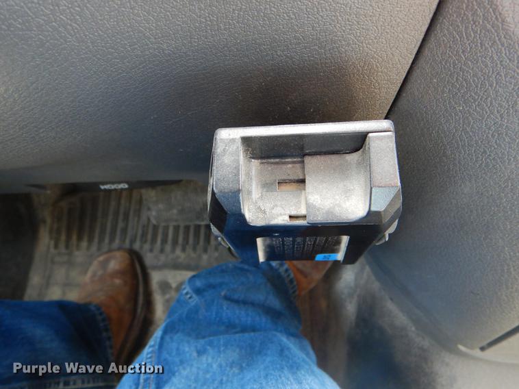 image for item DE8430 2009 Dodge Ram 5500HD Quad Cab dump truck