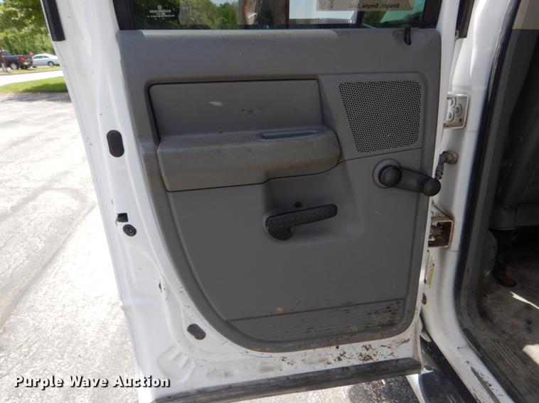 image for item DE8430 2009 Dodge Ram 5500HD Quad Cab dump truck