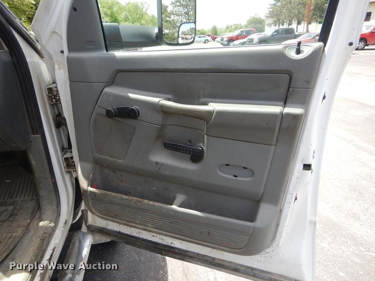 image for item DE8430 2009 Dodge Ram 5500HD Quad Cab dump truck
