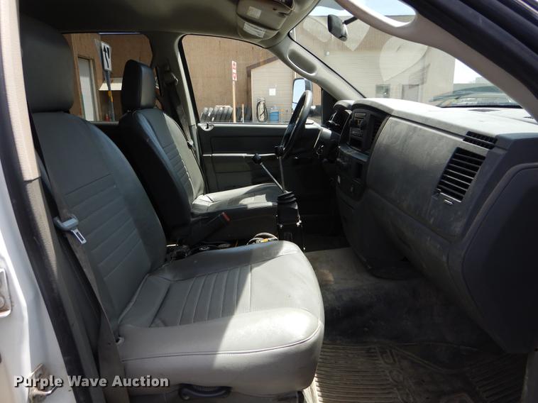 image for item DE8430 2009 Dodge Ram 5500HD Quad Cab dump truck