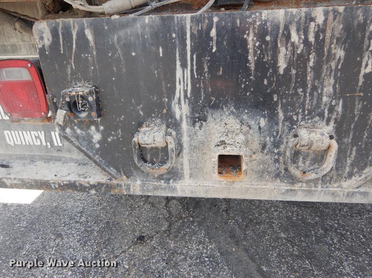 image for item DE8430 2009 Dodge Ram 5500HD Quad Cab dump truck