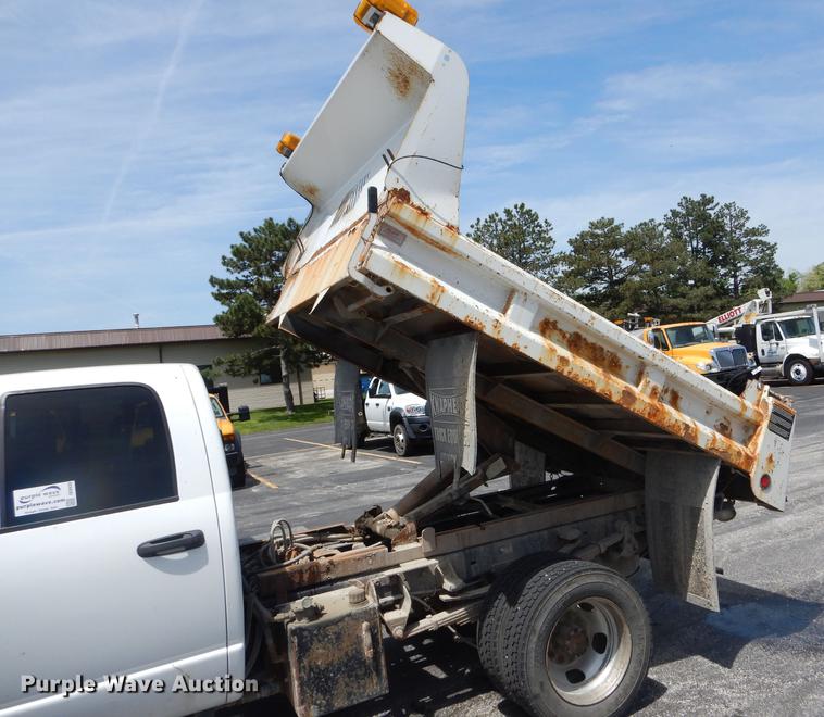 image for item DE8430 2009 Dodge Ram 5500HD Quad Cab dump truck
