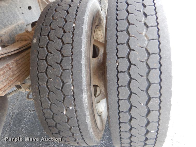 image for item DE8430 2009 Dodge Ram 5500HD Quad Cab dump truck