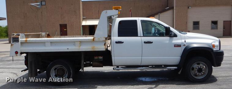 image for item DE8431 2009 Dodge Ram 5500HD Quad Cab dump truck