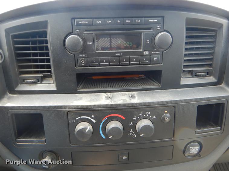 image for item DE8431 2009 Dodge Ram 5500HD Quad Cab dump truck