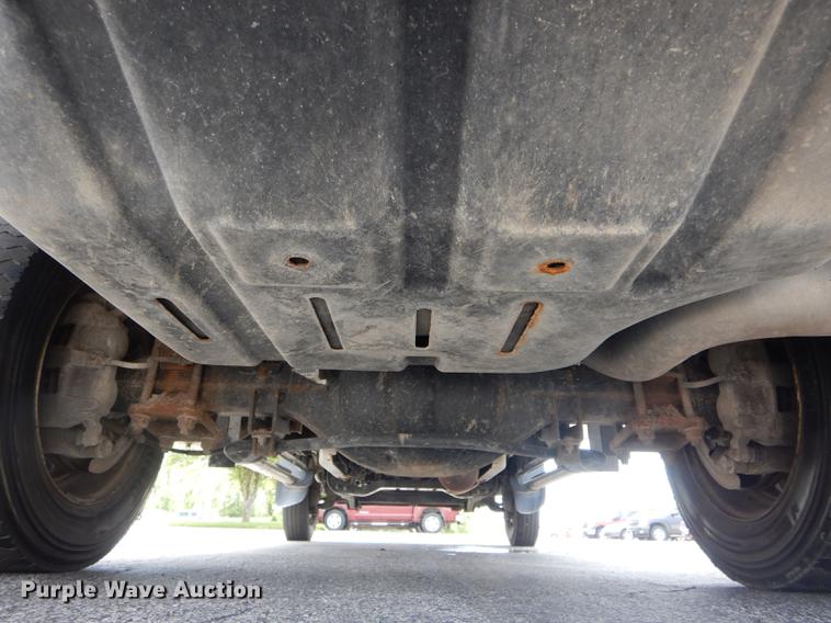 image for item DE8431 2009 Dodge Ram 5500HD Quad Cab dump truck