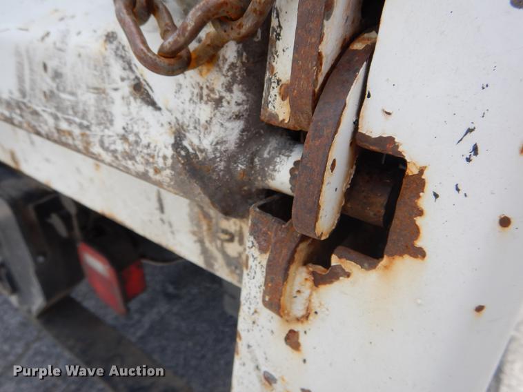 image for item DE8431 2009 Dodge Ram 5500HD Quad Cab dump truck