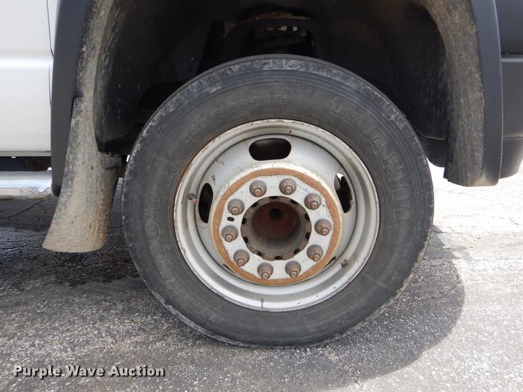 image for item DE8431 2009 Dodge Ram 5500HD Quad Cab dump truck