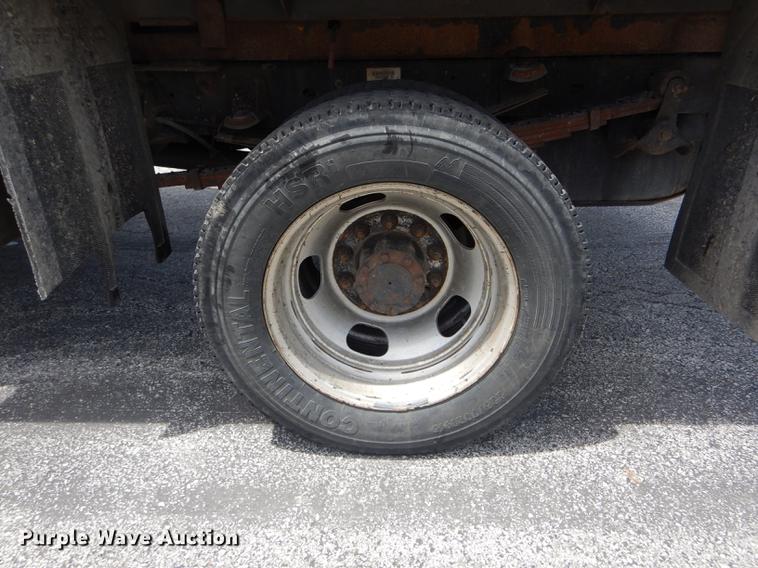 image for item DE8431 2009 Dodge Ram 5500HD Quad Cab dump truck